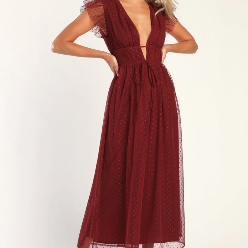Beautiful dramatic dress!